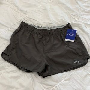 Women’s Huk Deck Shorts XL